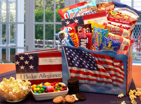 America The Beautiful Snack Gift Box (Lg)
