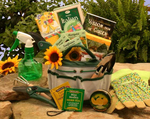 The Weekend Gardener Tote (MD)