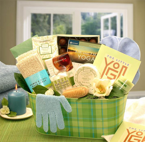 A Little Yoga & Green Tea Essentials Gift Set  (LG)