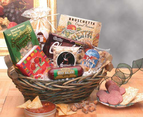Classic Snack Gift Basket (MD)